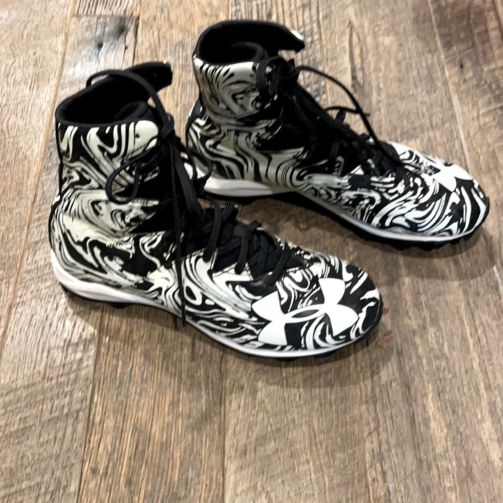 Under Armour Football Cleats